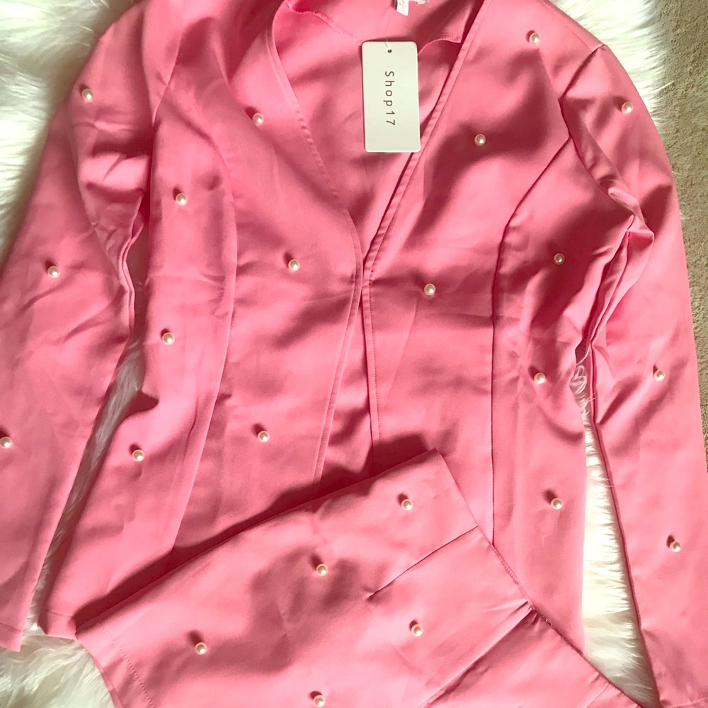 Small Pink Pearl Detail Short Suit Set Blazer